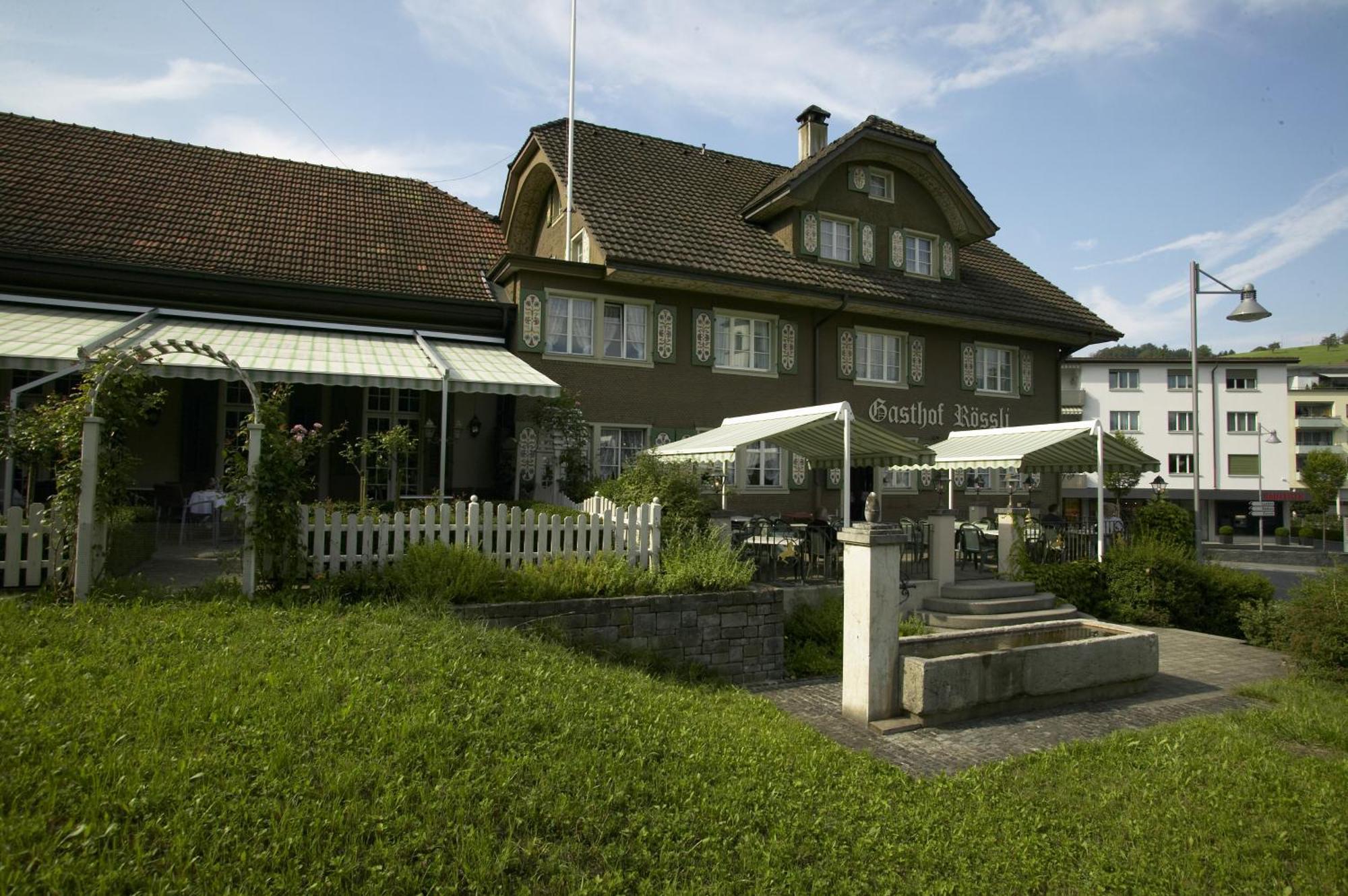 Landgasthof Hotel Rössli Ebikon Exterior foto